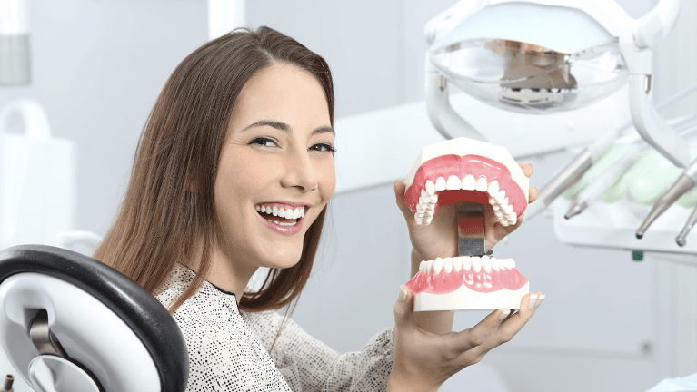 girl at the dentist in knoxville tn