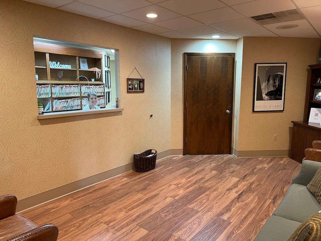 waiting room at bryant family dentistry in knoxville